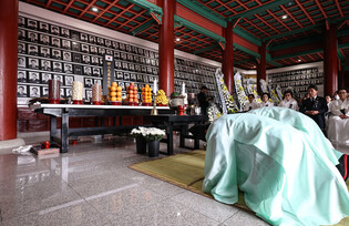 Ahead of anniv. of 1960 pro-democracy revolution