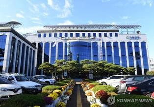 극장가 보릿고개에 거창 유일 영화관 운영 중단…관객 절반 급감