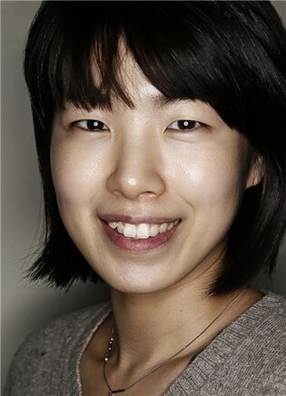 '안경' 정유미 감독 "마음 녹인 개인적 이야기, 보편성 있죠"