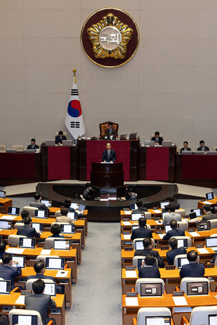 Acting president delivers budget speech