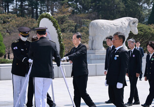 Memorial for soldiers, police killed amid mandatory service