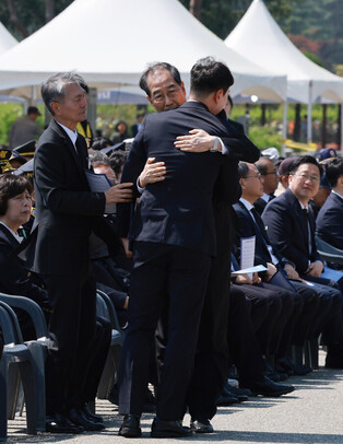 Memorial for soldiers, police killed amid mandatory service