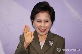 이미자 "은퇴란 말은 괴로워…고난 많았지만 은혜 입고 끝난다"
