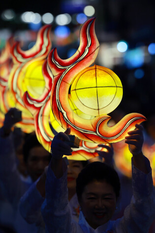 Lantern lighting ahead of Buddha's Birthday