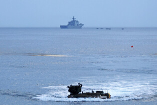 Marines' landing drill