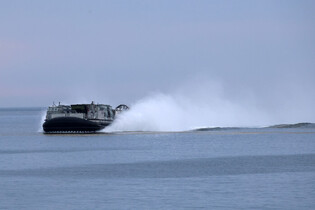 Marines' landing drill