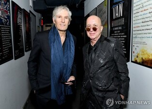 팝스타 마이클 볼튼, 악성 뇌종양 투병 중…"계속 싸울 것"