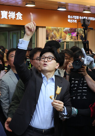 Contender in PPP's presidential primary race