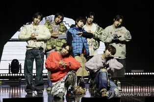 JYP 신예 킥플립, 26일 두 번째 미니앨범으로 컴백