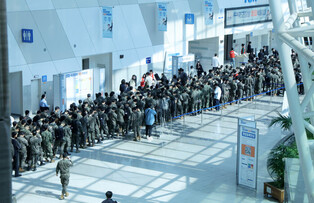 Job fair for soldiers