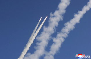 N. Korea's long-range artillery, missile systems drill