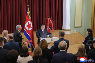 N.K. leader Kim visits Russian Embassy in Pyongyang