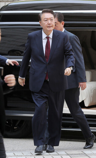 3rd hearing of Yoon's trial over insurrection charges