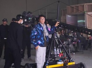 SM Founder Lee Soo-man Thanks Artists at U.S. Documentary Premiere