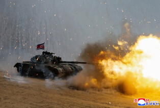 N. Korea's tactical drill demonstrations of different arms