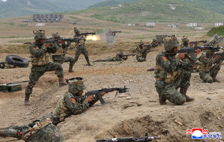 N. Korea's tactical drill demonstrations of different arms