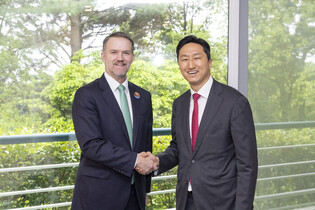 HD Hyundai CEO meets with USTR representative