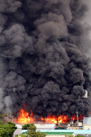 Fire at Kumho Tire plant