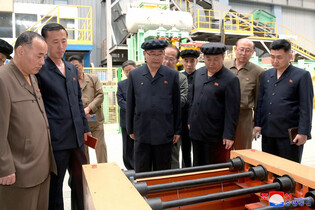 N.K. premier's field survey