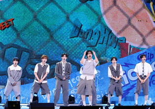 S. Korean boy group KickFlip