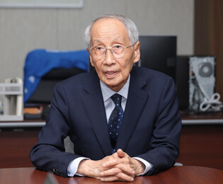 DP's top election committee official gives interview