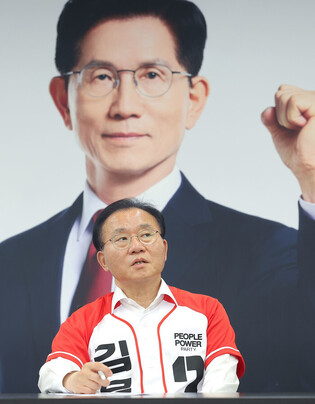 PPP's top election committee official gives interview