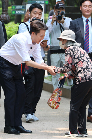 Minor party's presidential candidate