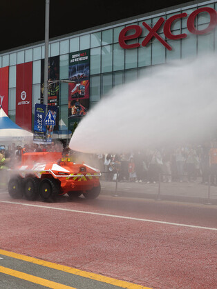 Int'l fair on firefighting, safety