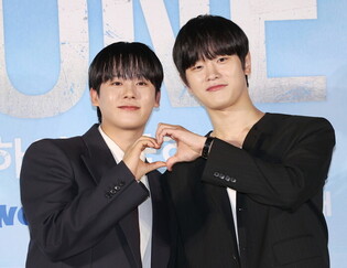 S. Korean actors Lee Jung-ha and Kim Do-wan