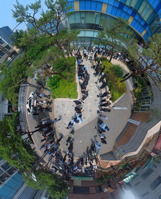 Early voting for S. Korean presidential election