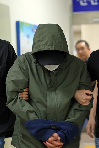 Arrest warrant for man on suspicion of killing family members