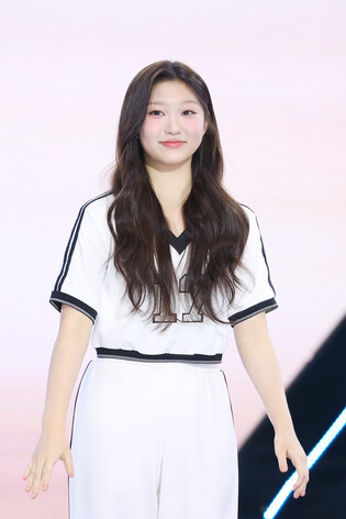S. Korean girl group Uspeer