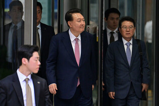 6th hearing of Yoon's trial over insurrection charges