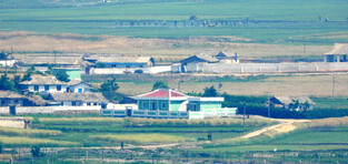 N. Korea appears to pause broadcasts of loud noises toward South