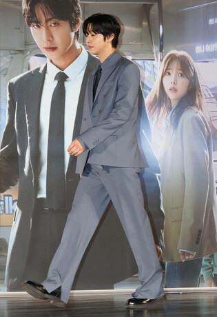 S. Korean actor Ahn Hyo-sub