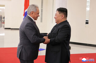 N.K. leader meets Russia's security chief