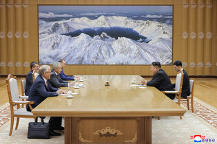 N.K. leader meets Russia's security chief