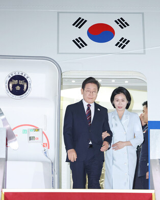 Lee returns home from Canada