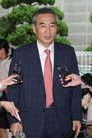 Independent counsel for probe into ex-first lady