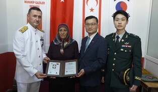 S. Korea returns dog tag of Turkish soldier killed during Korean War