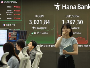 KOSPI rises above 3,000-pt line