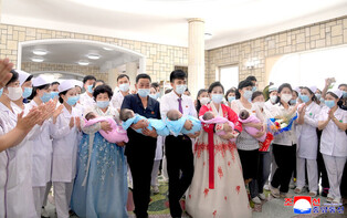 1st birth of quintuplets in N. Korea