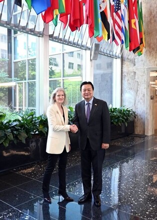 S. Korean ambassador to U.S. meets State Department official