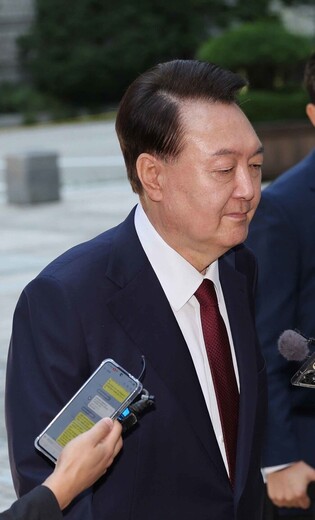 8th hearing of Yoon's trial over insurrection charges