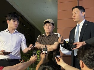 Comedian Lee Kyung-kyu grilled over DUI charges