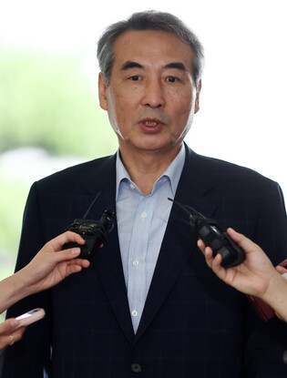 Independent counsel for probe into ex-first lady