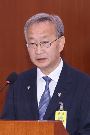 Vice Unification minister at parliamentary session