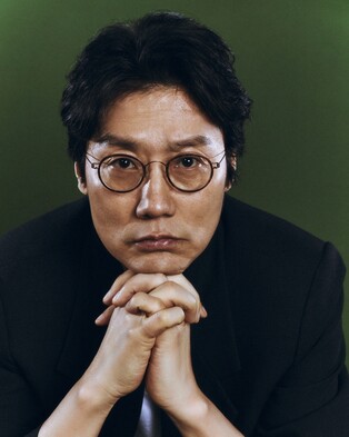 '오겜' 황동혁 "처음엔 해피엔딩 구상…미래세대에 관한 이야기"