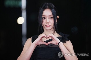 Hyeri Rumored to Be Dating 'Street Man Fighter' Dancer Woo Tae; Agency Says 'Cannot Confirm'