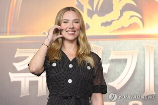 조핸슨 "'쥬라기 월드' 꿈 현실 돼…안 싸우고 도망다녔죠"(종합)